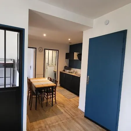 Escapade à Dans T2 Bis Proche Gare Et Centre *