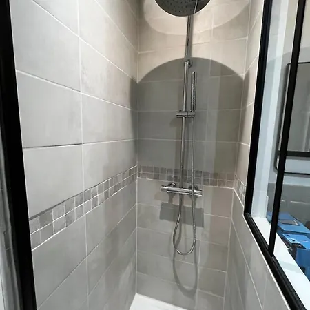 Escapade A Dans T2 Bis Proche Gare Et Centre Apartament *