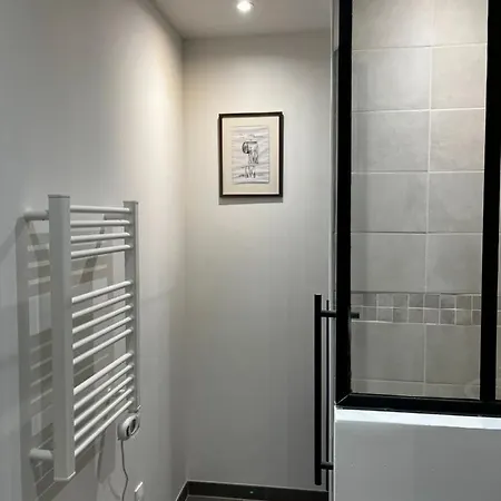 Apartamento Escapade A Dans T2 Bis Proche Gare Et Centre